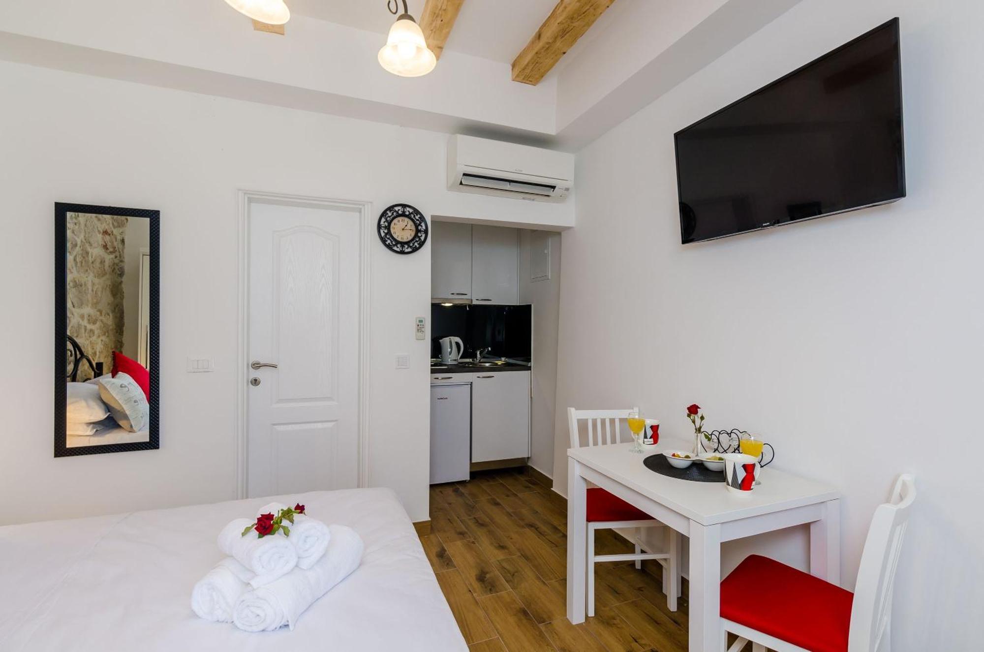 Mata Family Apartments Молунат Номер фото